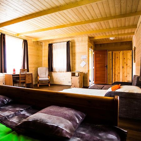 Szatmar Beregi Elmenyliget Aparthotel Fehérgyarmat Екстериор снимка