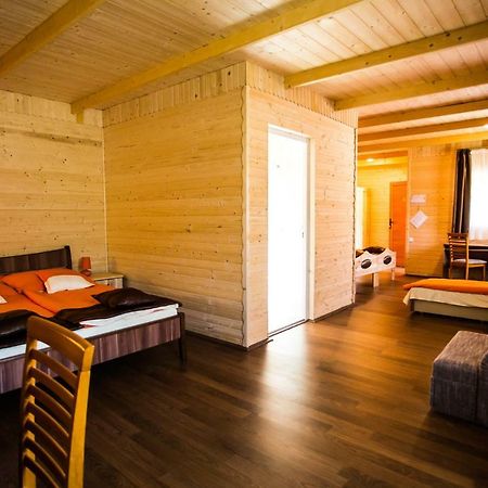 Szatmar Beregi Elmenyliget Aparthotel Fehérgyarmat Екстериор снимка